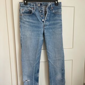 Levi’s vintage 501 button fly mom jeans high rise